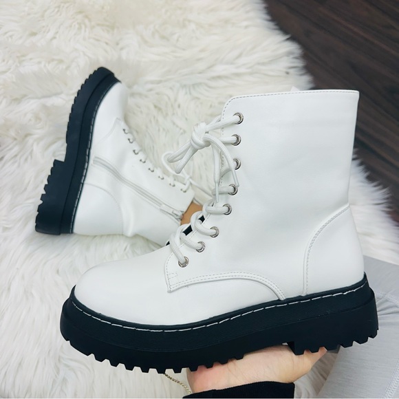 White Combat Boot - Picture 4 of 8